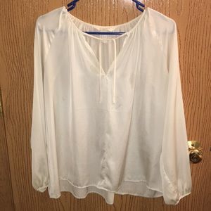White flowy blouse